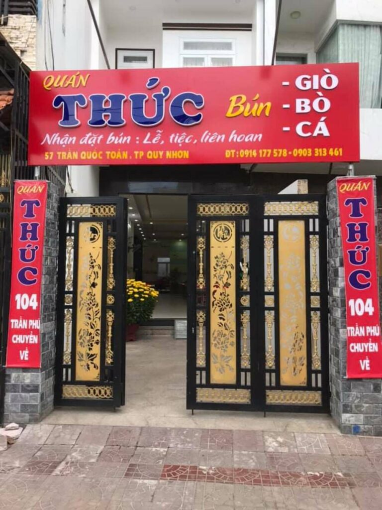 Quán có không gian rộng rãi, trang trí bắt mắt (Ảnh: Sưu tầm internet)