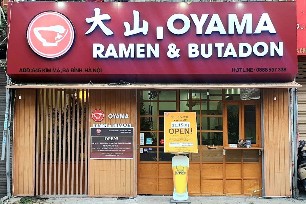 Quán Ramen & Butadon OYAMA được thiết kế theo phong cách tối giản của Nhật 