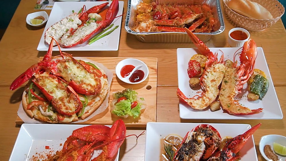 Lobster Bay chuyên phục vụ các món ăn hải sản theo phong cách Âu Mỹ