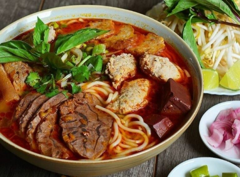 bún bò Huế Cổ Nhuế