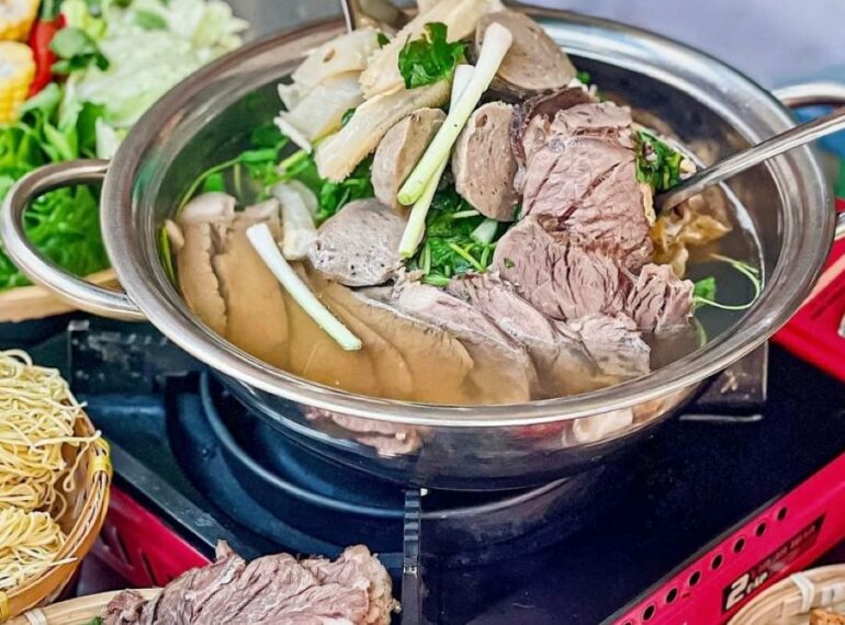 Lẩu bò quận 1