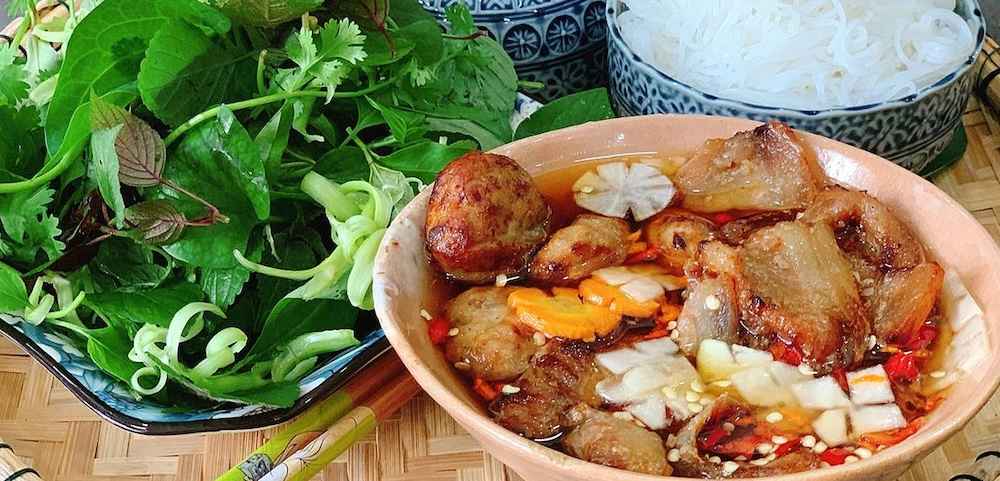 Bún chả đậm đà, chuẩn bị Hà Nội 