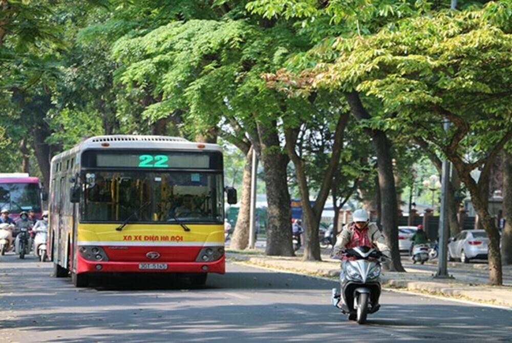 Xe bus là một phương tiện tiện lợi với chi phí tiết kiệm