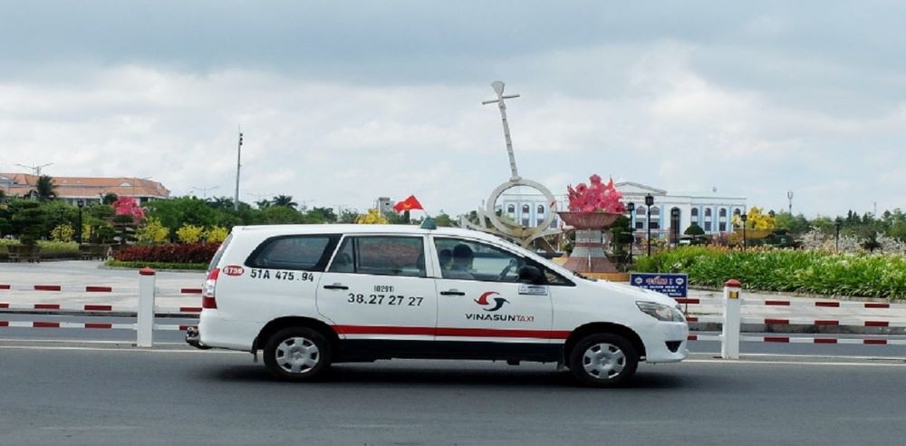 Taxi Vinasun là một trong những hãng taxi được nhiều khách hàng lựa chọn 
