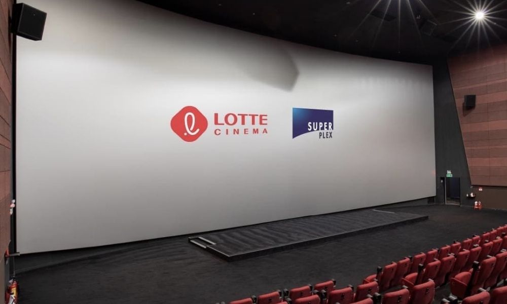 Phòng chiếu phim có màn hình cực lớn tại Lotte Cinema Thủ Đức