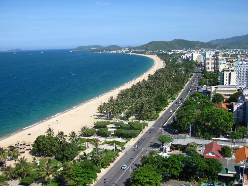 Bãi biển Nha Trang Hòn ngọc Viễn Đông (Ảnh: Sưu tầm internet)