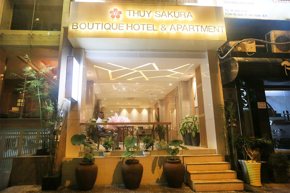 Bên ngoài khách sạn Thuy Sakura Hotel & Serviced Apartment (Ảnh: Rakuten Travel)