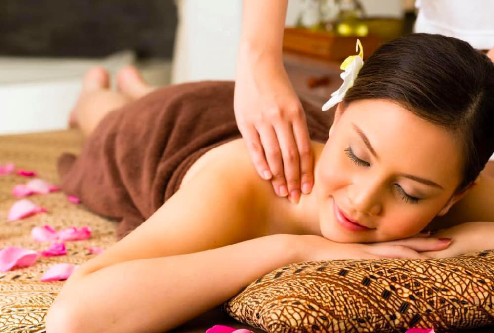 Khách sạn Hoàng My có dịch vụ massage cho khách lưu trú (Ảnh: Sưu tầm Internet)