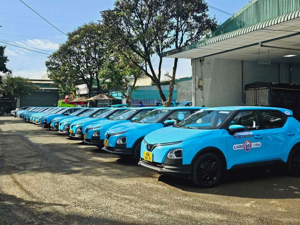 Taxi Lado Lâm Đồng sở hữu đội xe hiện đại và dịch vụ đa dạng 
