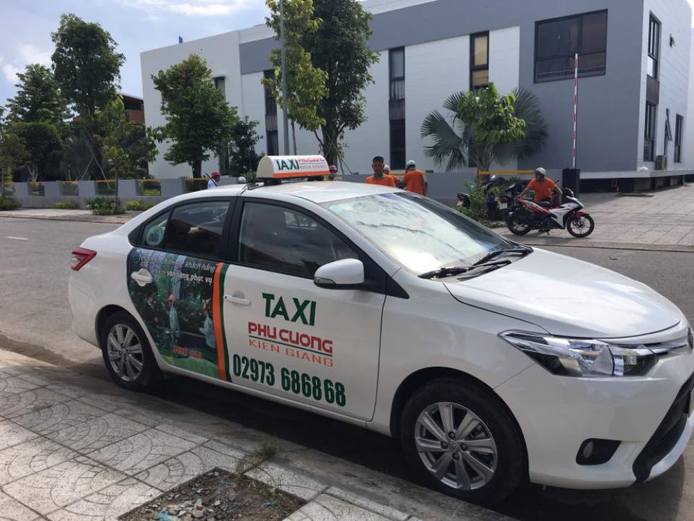 Taxi Phú Cường sở hữu một đội xe đa dạng và hiện đại 