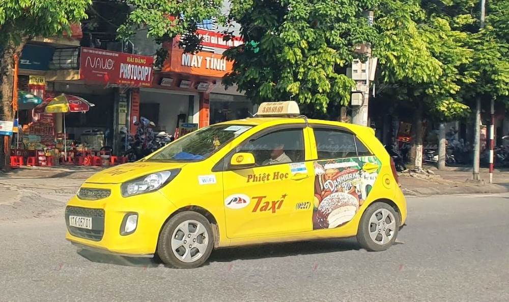 Phiệt Học Taxi cung cấp các chuyến đi an toàn và tiện lợi 