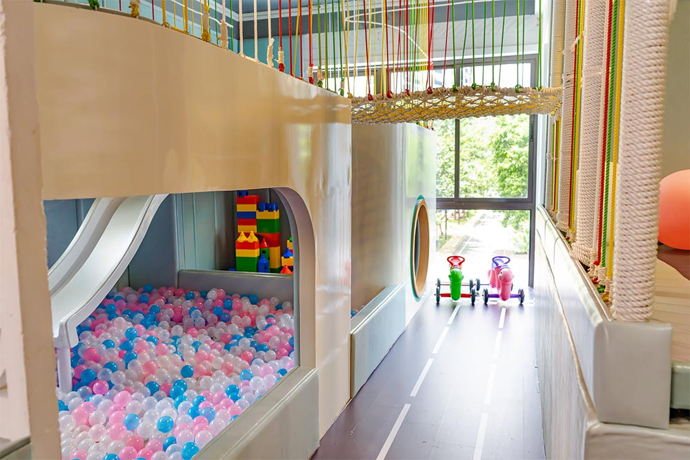 Les Petits Cafe & Kids Playground (Ảnh: khuvuichoi.com)