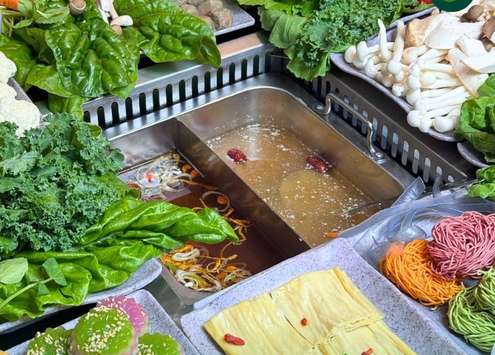 Nhiều loại rau củ quả sạch được Ghiền Rau Vegetarian chuẩn bị tại quán (Ảnh: Ghiền Rau - Vegetarian)