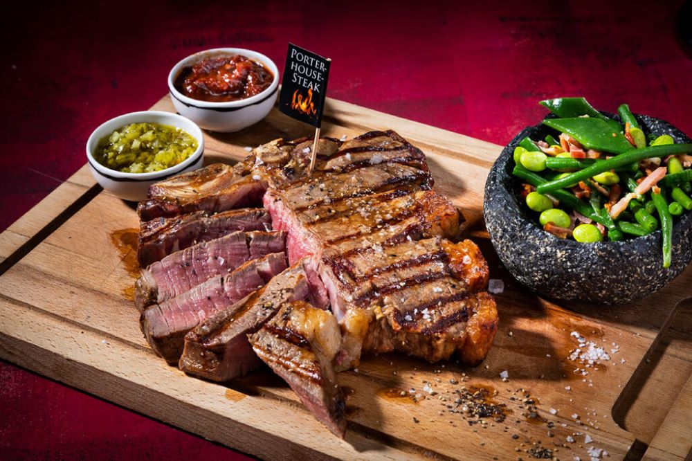 El Gaucho là chuỗi steakhouse nổi tiếng mang phong cách Argentina 
