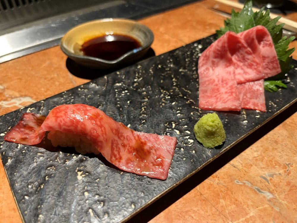 Yakiniku Yazawa Saigon nổi tiếng với các loại thịt cao cấp 