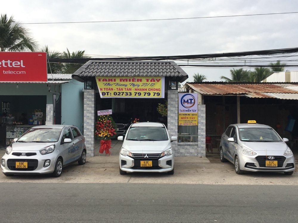 Hãng taxi Miền Tây sở hữu đội ngũ tài xế tận tâm và giàu kinh nghiệm đi đường