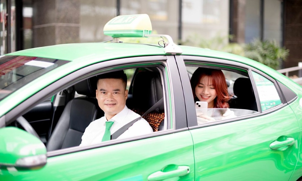 Màu xanh lá cây đặc trưng của thương hiệu taxi Mai Linh (Ảnh: Datxe365.com)