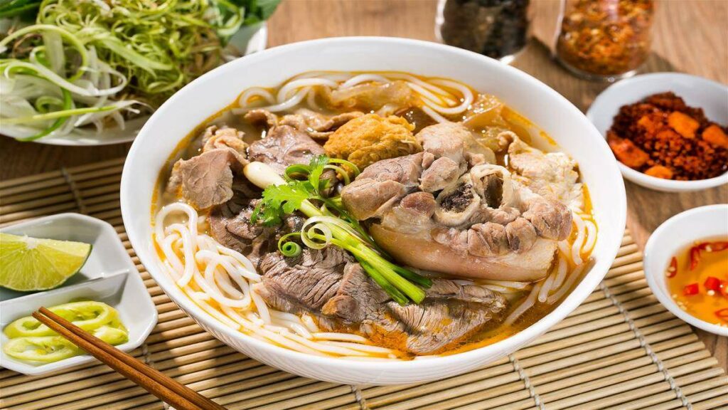 Bún bò Bình Thạnh