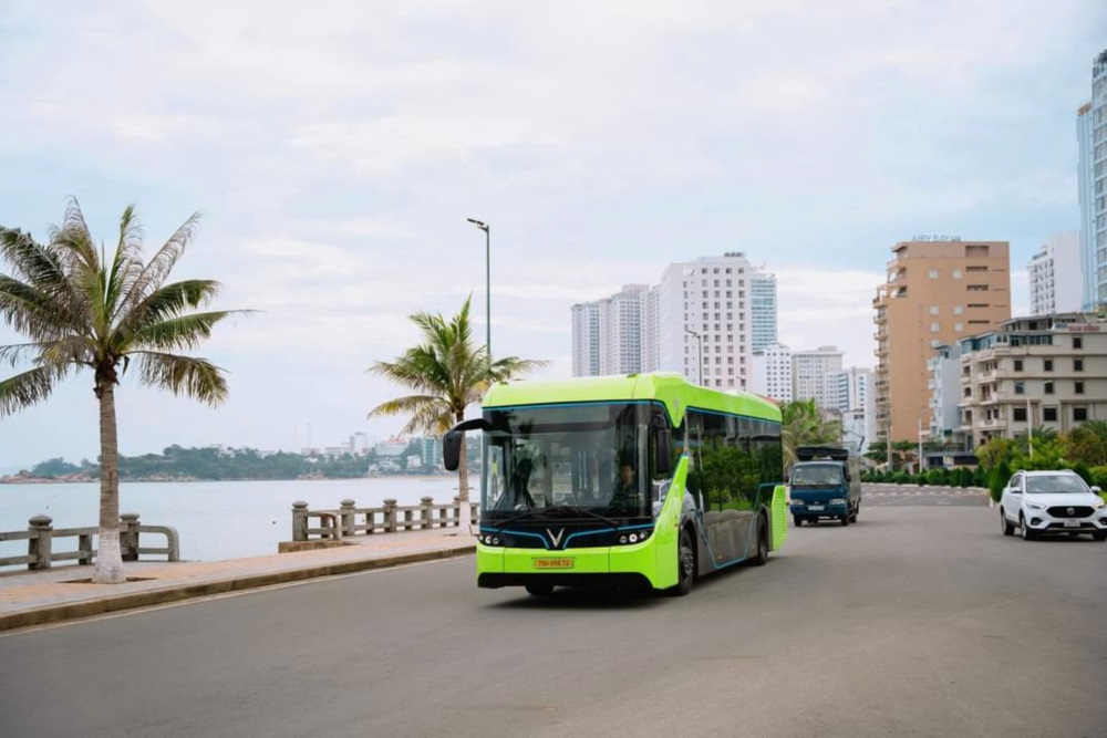 Di chuyển bằng Vinbus đến Vinpearl Nha Trang