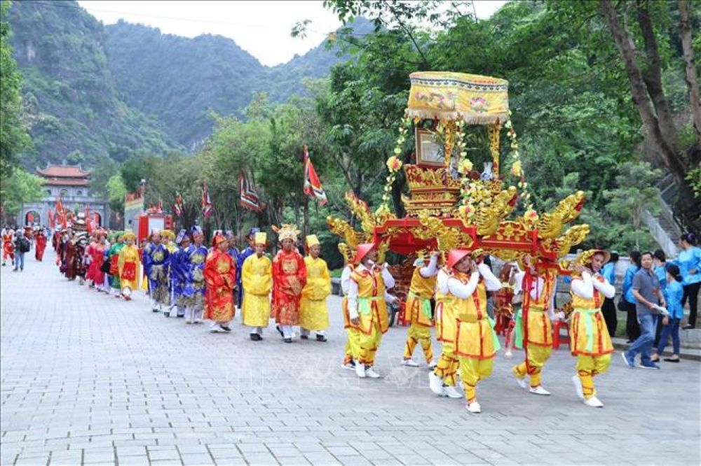 Ngày nay, lễ hội Hoa Lư đã tạo nên một nét văn hóa truyền thống độc đáo của vùng đất Cố đô