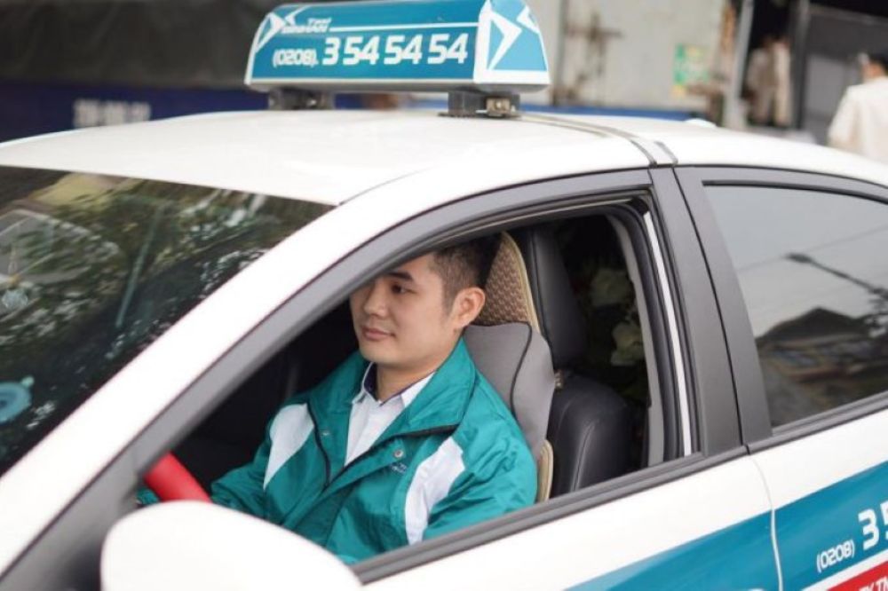 Đội ngũ tài xế của taxi Bình An được đào tạo bài bản, chuyên nghiệp (Ảnh: Sưu tầm Internet)