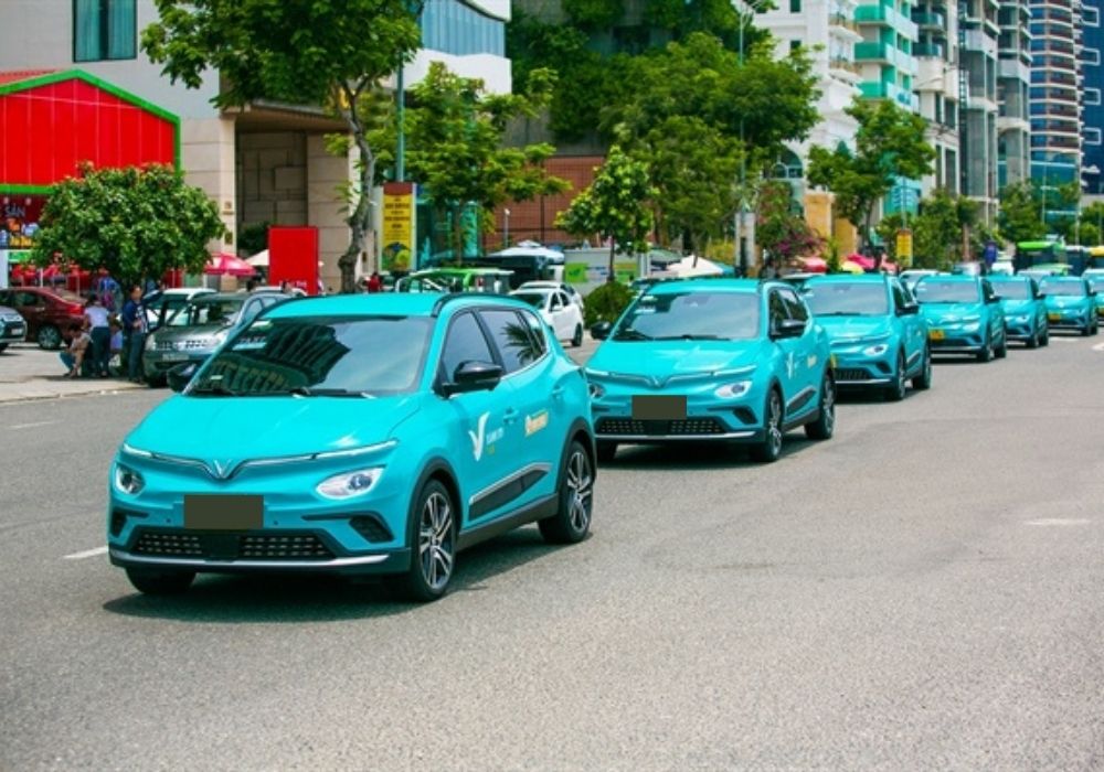 Taxi Xanh SM Yên Mỹ giúp bạn trải nghiệm di chuyển bằng xe điện êm ái, thoải mái (Ảnh: Xanh SM)