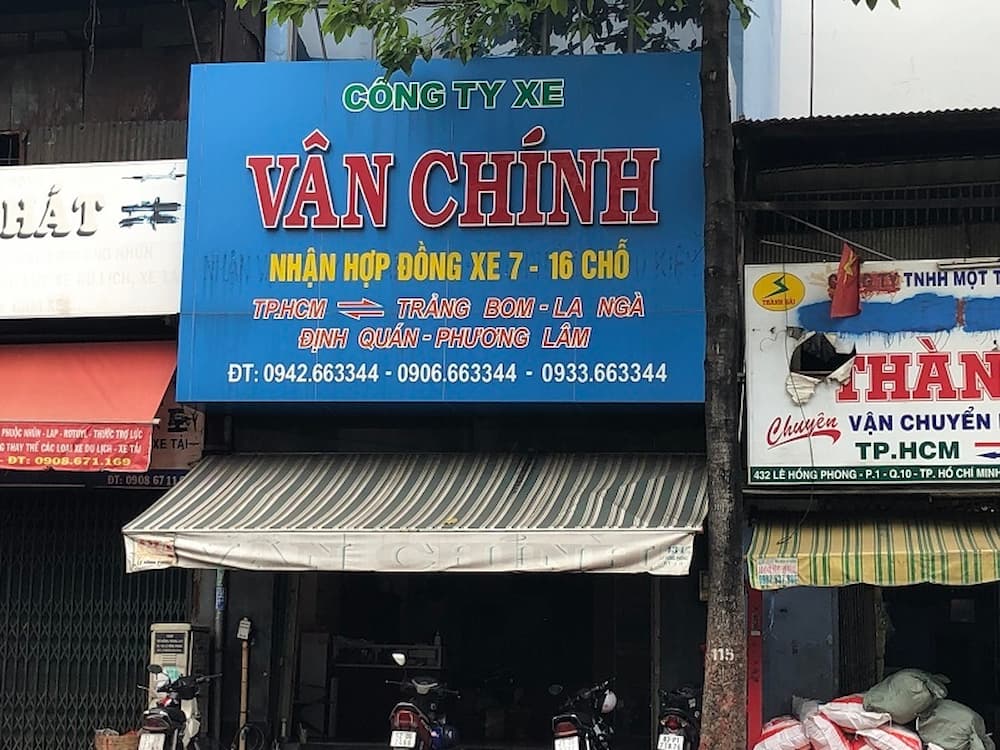 Điểm trung chuyển nhà xe Vân Chính tại văn phòng vé (Ảnh: Google Map)