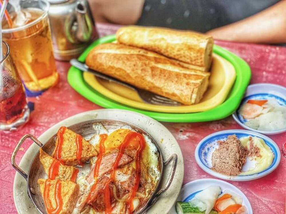 Bánh Mì Hòa Mã, một quán ăn lâu đời vẫn giữ được hương vị truyền thống đặc trưng 