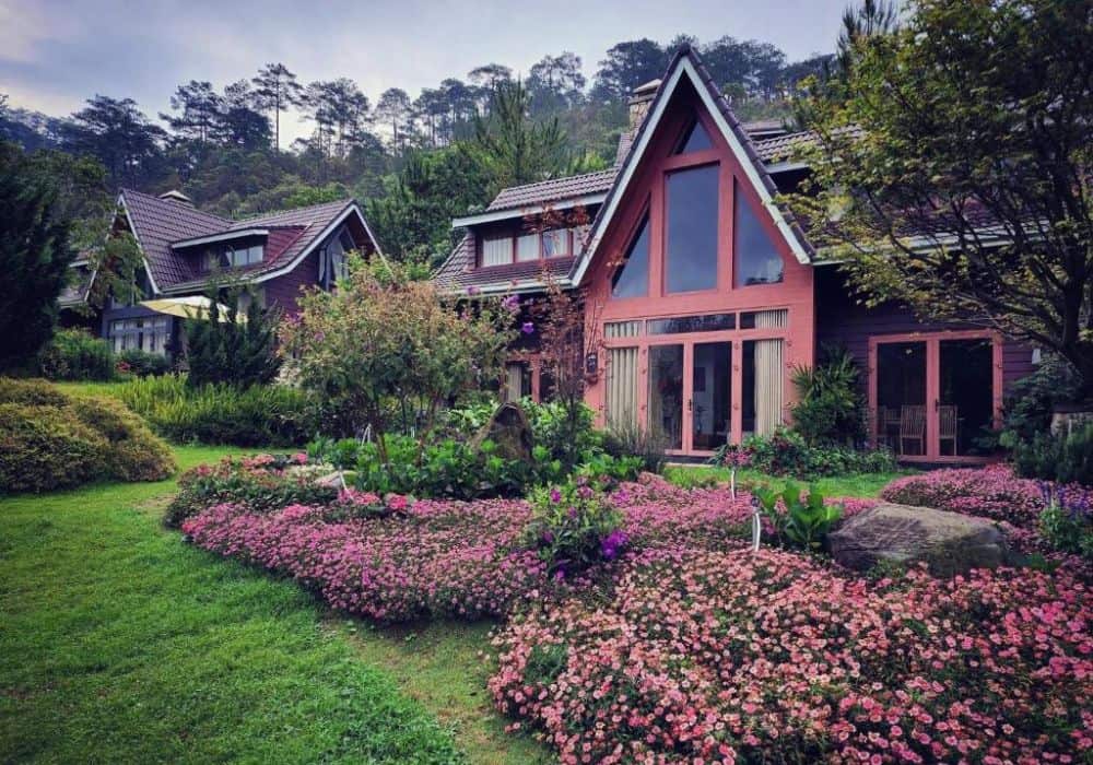 Lat Valley Retreat Village nổi bật với sự tiện nghi và phong cách sang trọng tinh tế (Ảnh: Sưu tầm Internet)