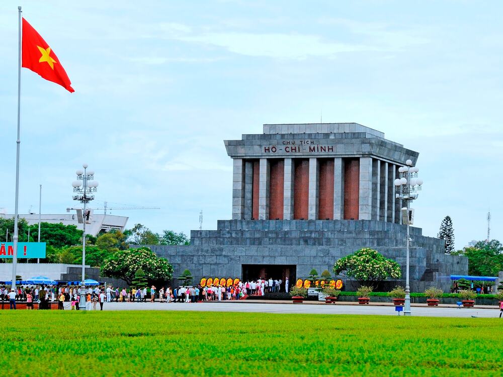 Khám phá những nét đẹp văn hóa tại Lăng Chủ tịch Hồ Chí Minh 