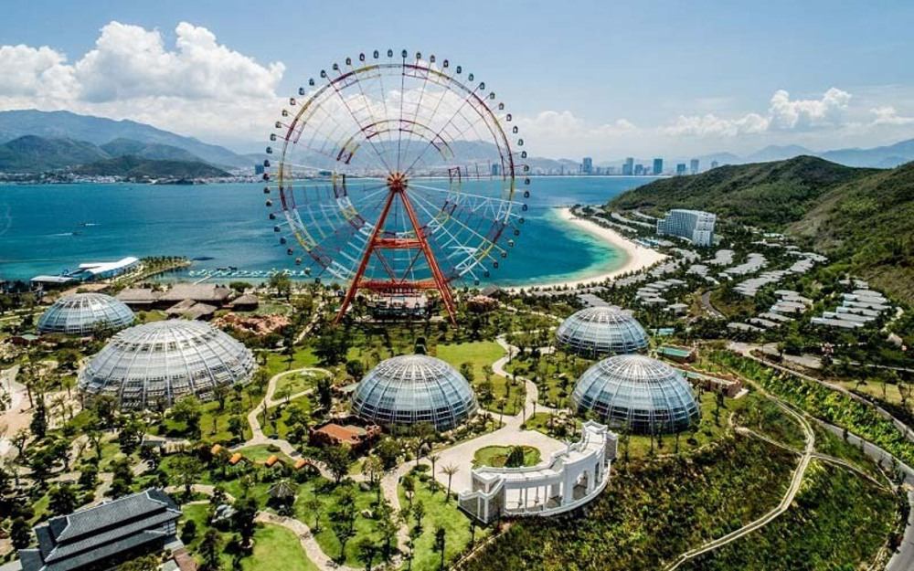 Quần thể Vinpearl Nha Trang rất rộng lớn với công viên giải trí, khu nghỉ dưỡng, vui chơi hạng sang