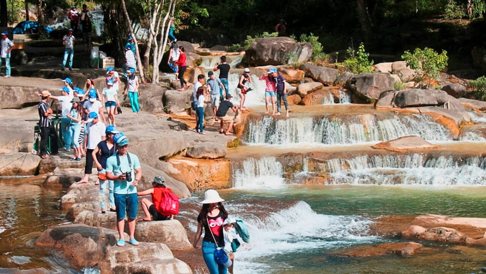 Không gian sinh thái trong lành tại thác Yang Bay