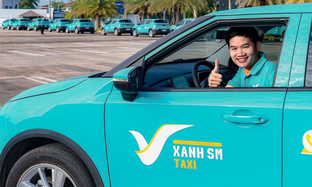 Taxi Xanh SM là phương tiện phổ biến được nhiều hành khách lựa chọn khi muốn tham quan địa đạo Kỳ Anh