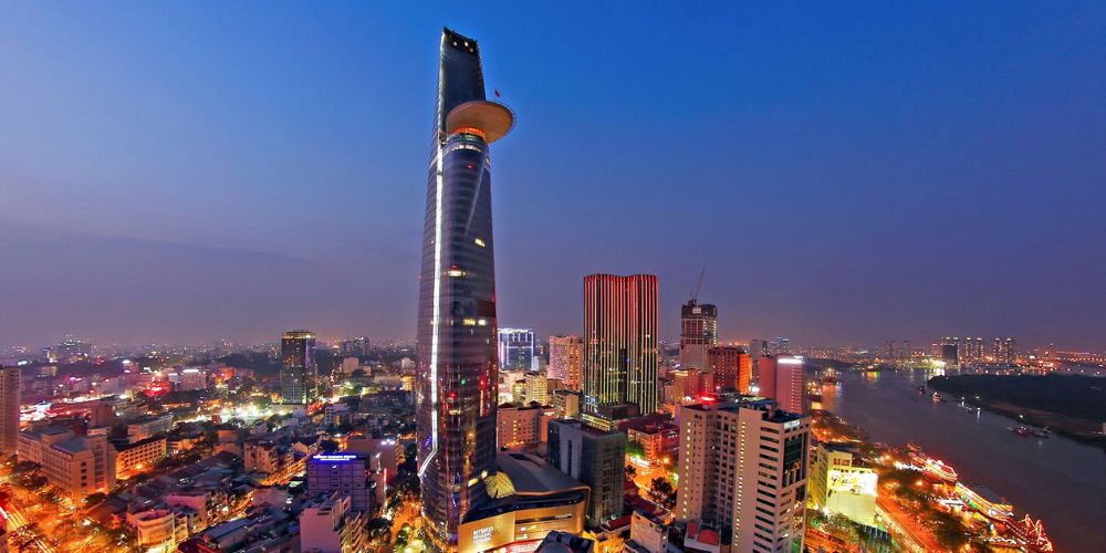 Toàn cảnh tòa Bitexco Financial Tower