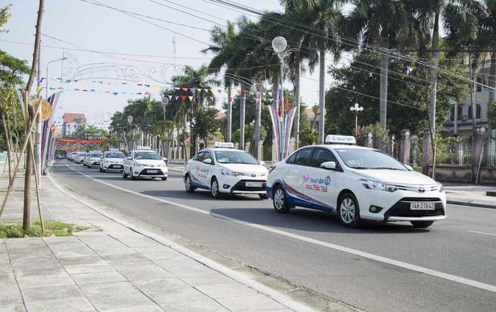 Taxi VIP Móng Cái sở hữu đội xe với thiết kế tối giản nhưng sang trọng, giúp trải nghiệm di chuyển của khách hàng vui vẻ hơn (Ảnh: Sưu tầm internet)