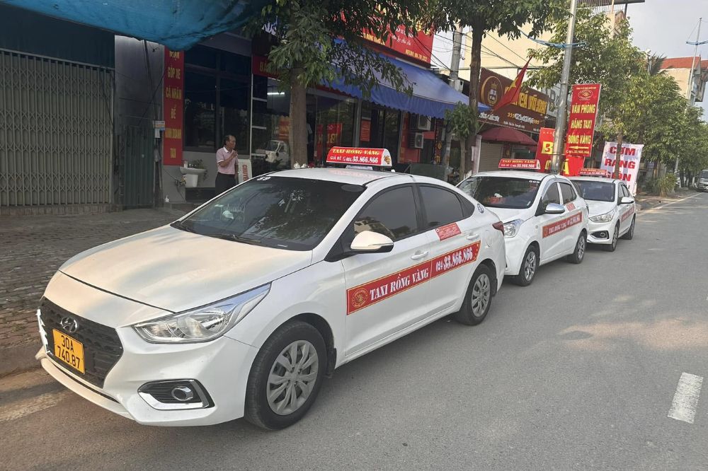 Xe Taxi Rồng Vàng 4 chỗ hiện đại (Ảnh: Sưu tầm Internet)