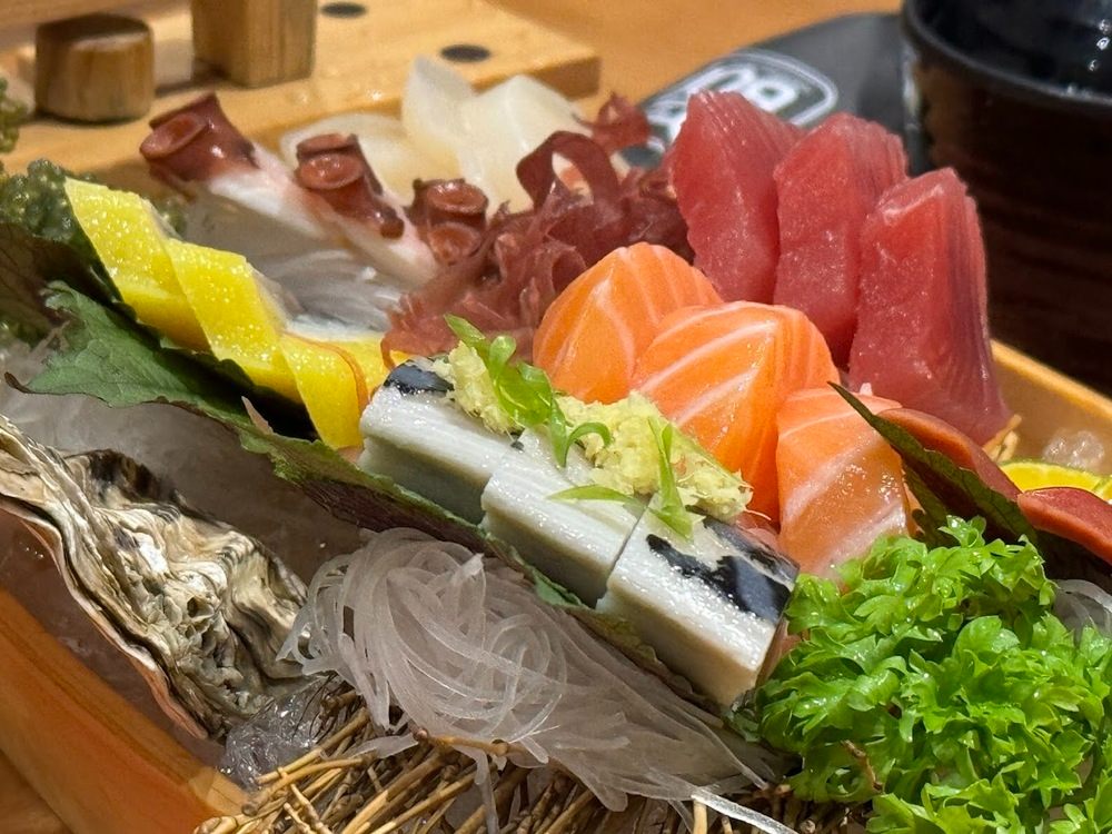 Aki Sushi Thủ Đức mang đến những món ăn tươi ngon, chất lượng 