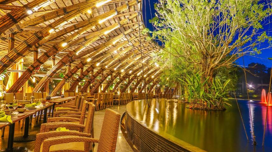 Nhà hàng Bamboo Wings đa dạng món ăn Châu Á (Ảnh: flamingoresortdailai.com)