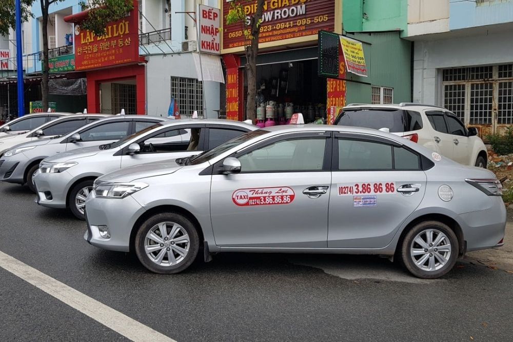 Taxi Thắng Lợi là hãng xe lâu năm được người dân địa phương lựa chọn (Ảnh: Sưu tầm Internet)