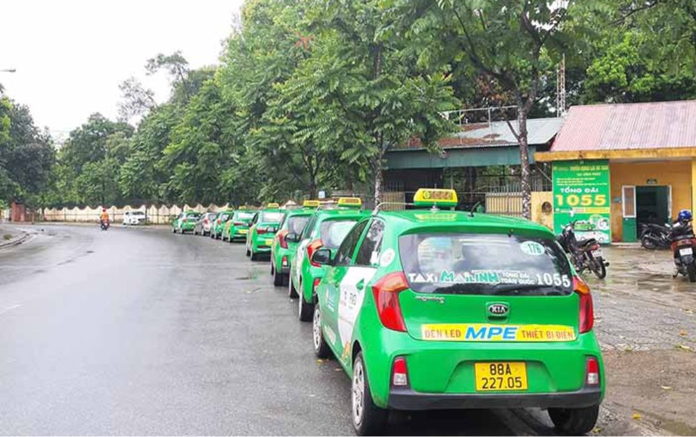 Taxi Mai Linh triển khai đội xe taxi 4 chỗ tiện lợi tại Yên Lạc (Ảnh: Sưu tầm Internet)