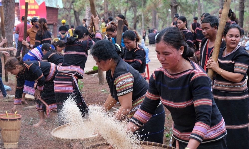 Lễ hội là dịp để đồng bào các dân tộc gặp gỡ, giao lưu và thắt chặt tình đoàn kết (Ảnh: baogialai.com.vn)