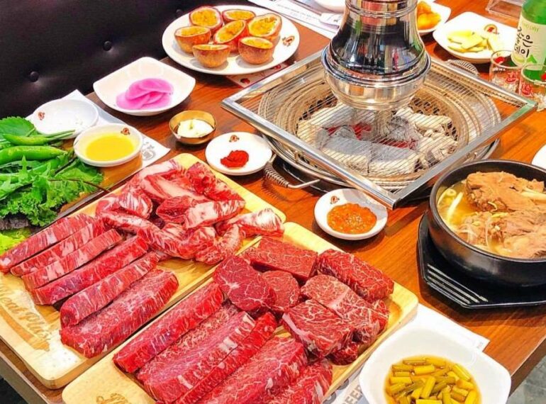 Nhà hàng Meat Plus Hồ Tây có gì đặc biệt? Review chân thật nhất!