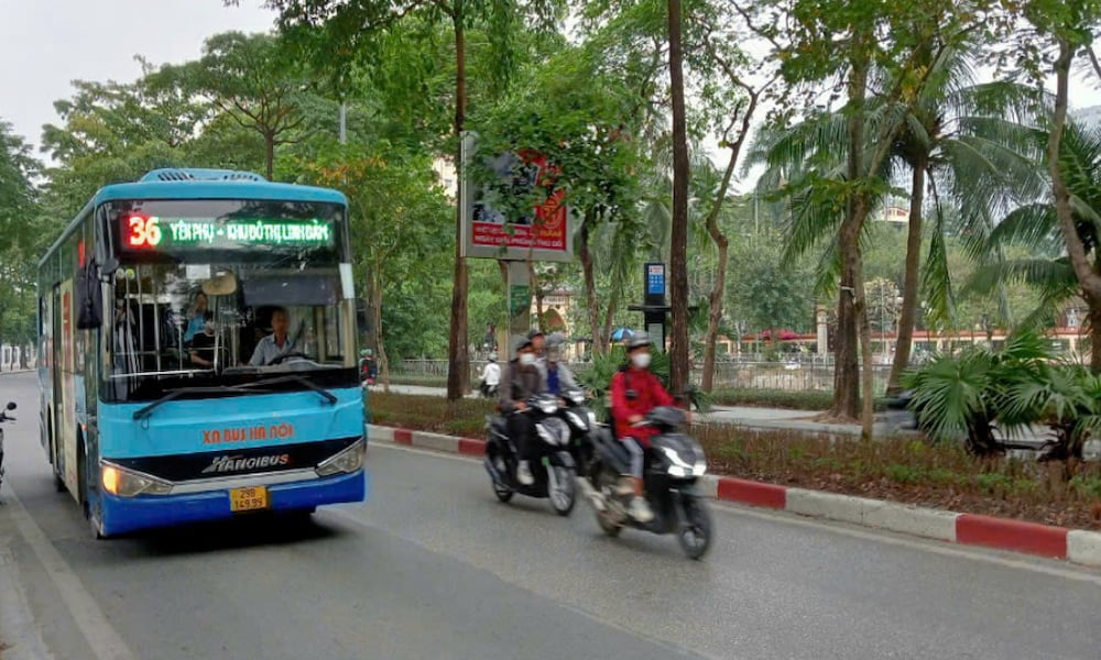 Xe bus là phương án di chuyển tiện lợi với chi phí hợp lý 