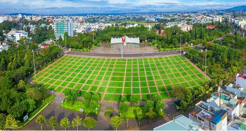 Biểu tượng tự hào của thành phố Pleiku - Quảng trường Đại Đoàn Kết