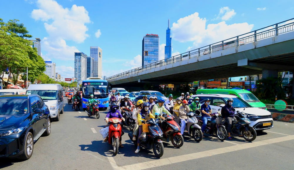 Bạn có thể di chuyển đến quận 4 dễ dàng nhờ giao thông thuận tiện (Ảnh: Google Maps)