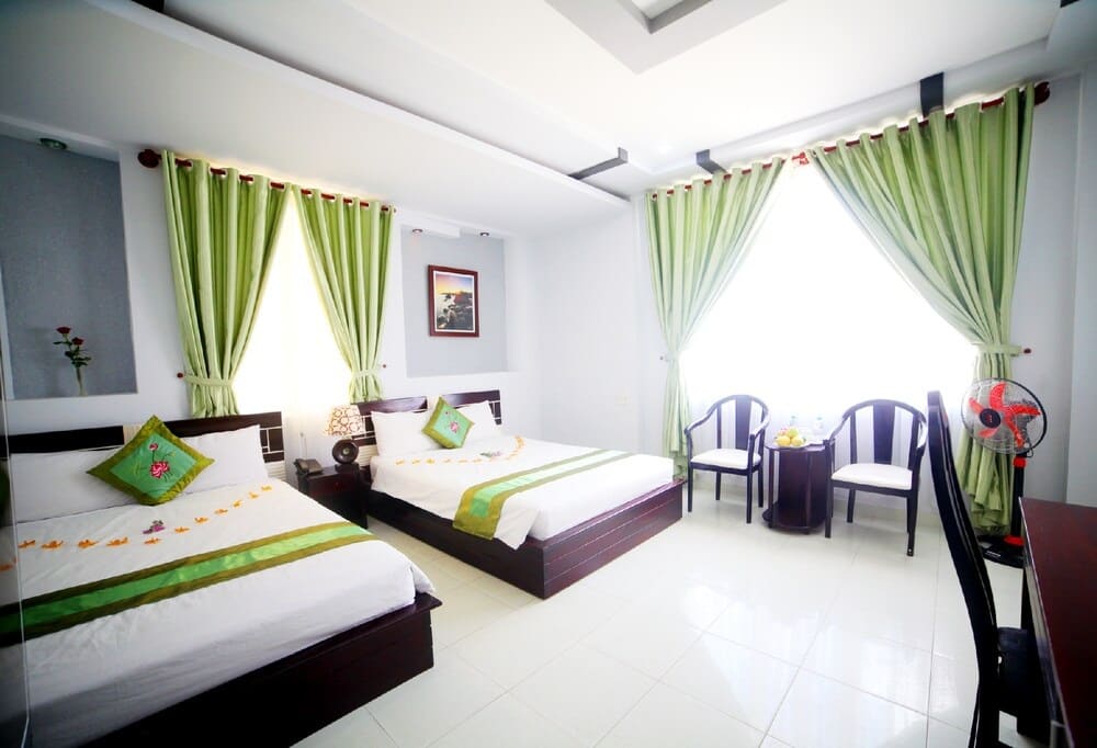 Không gian phòng thoáng đãng của Hùng Vương Hotel 