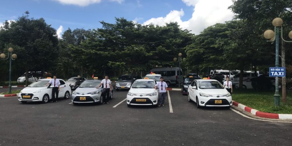 Taxi Quyết Tiến cung cấp nhiều đội xe đa dạng đáp ứng nhu cầu di chuyển của khách hàng