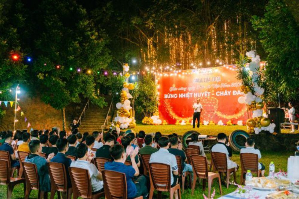 Tổ chức sự kiện Year and party cho doanh nghiệp