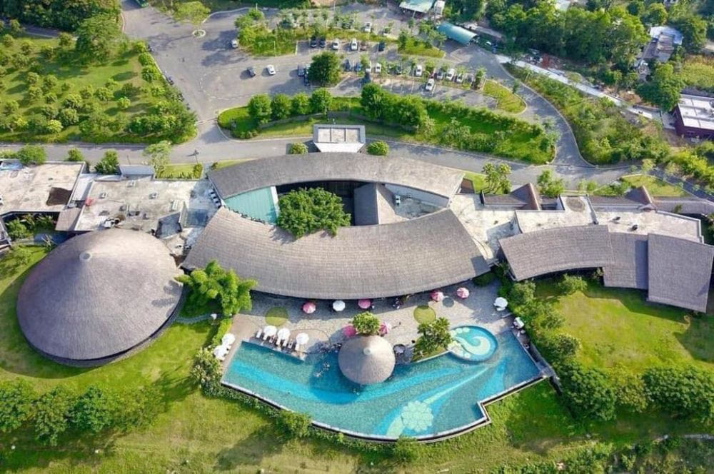 Serena Resort Kim Bôi nằm kề sông Bôi, Hòa Bình (Ảnh: Sưu tầm Internet)