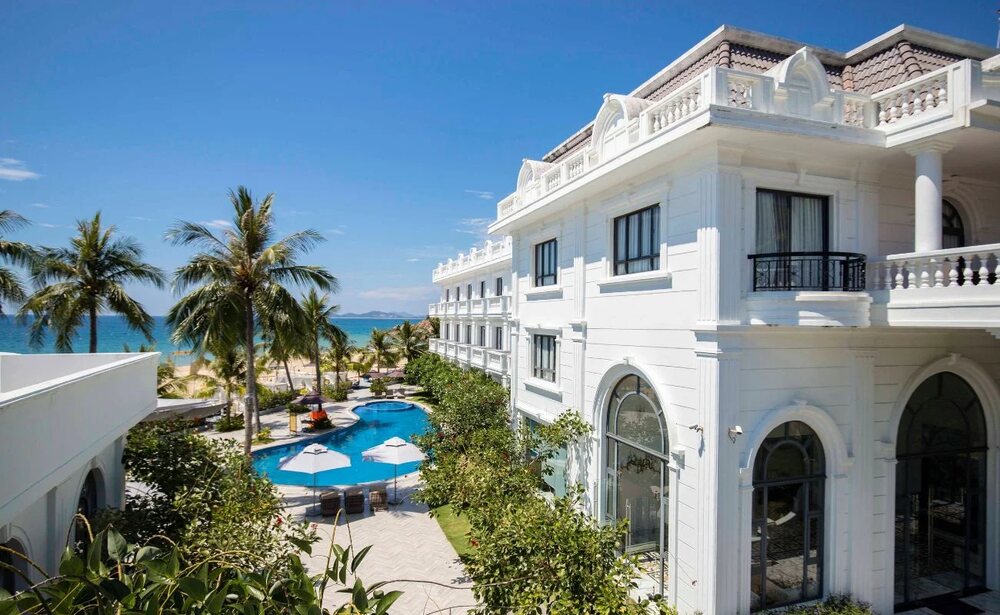 Seaside Boutique Resort Quy Nhơn kết hợp hoàn hảo giữa sự thanh bình, sang trọng và phong cách boutique, mang đến một trải nghiệm nghỉ dưỡng thư thái bên biển xanh cát trắng (Ảnh sưu tầm internet)